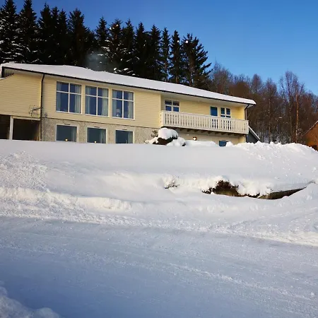 Lyngen, Mackay Appartment, Lyngen *