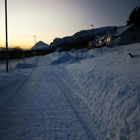 Lyngen, Mackay Appartment, Lyngen Lyngseidet