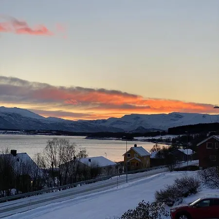 Lyngen, Mackay Appartment, Lyngen Apartment *