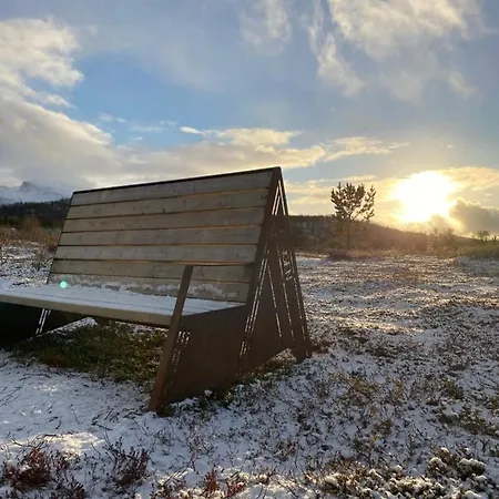 Lyngen, Mackay Appartment, Lyngen Lyngseidet