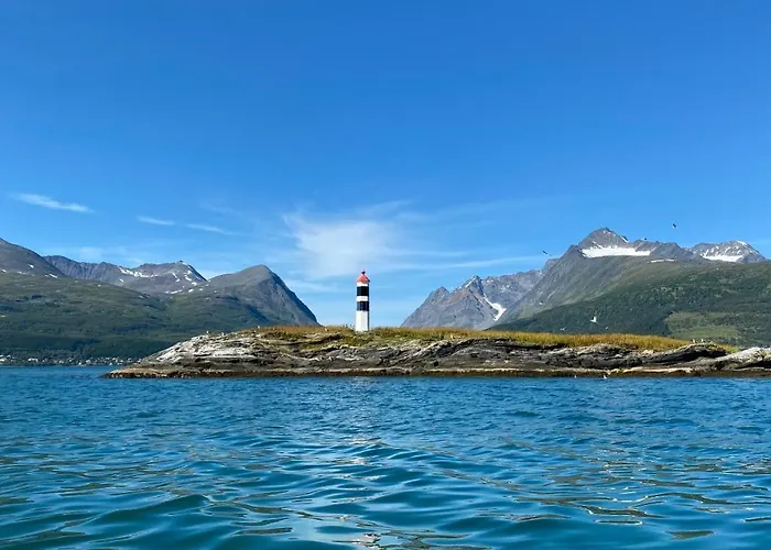 Lyngen, Mackay Appartment, Lyngen 아파트 Lyngseidet